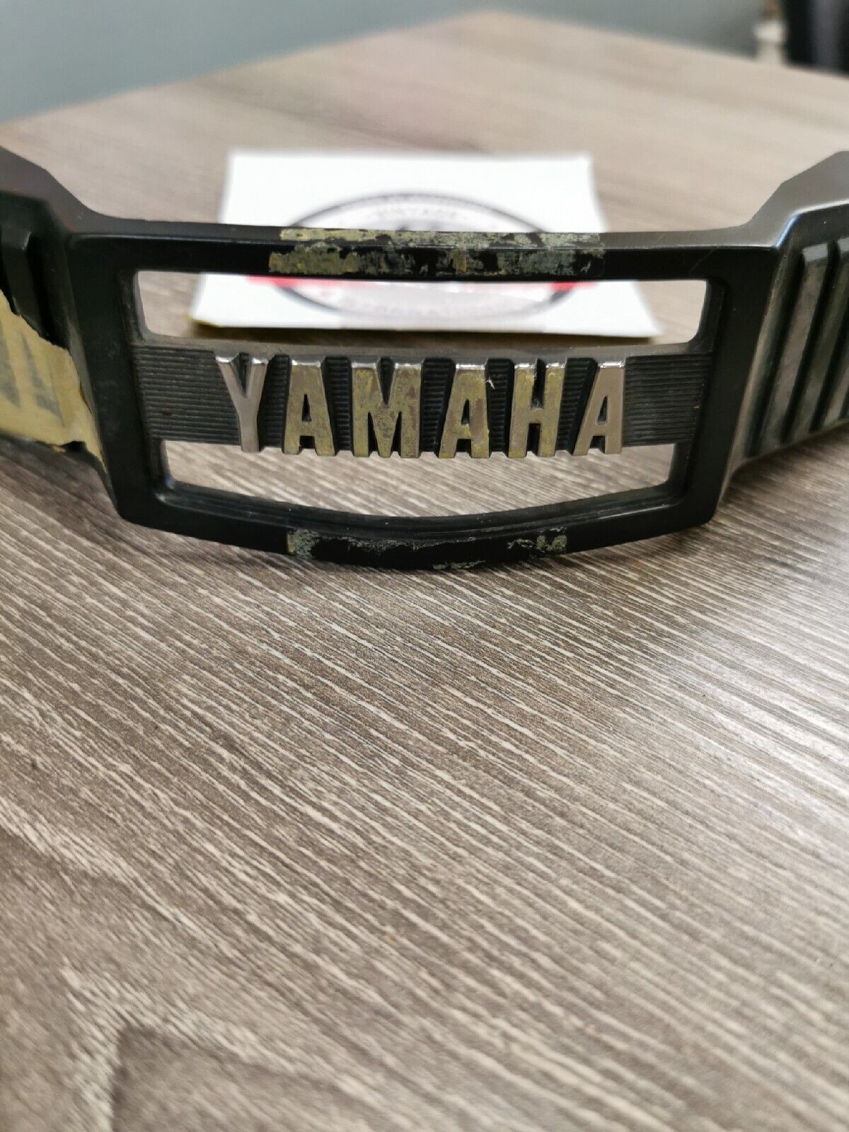 NOS YAMAHA   Xz550 1982   Cover Emblem Badge Plastic 11H-23122-02-00 Y54