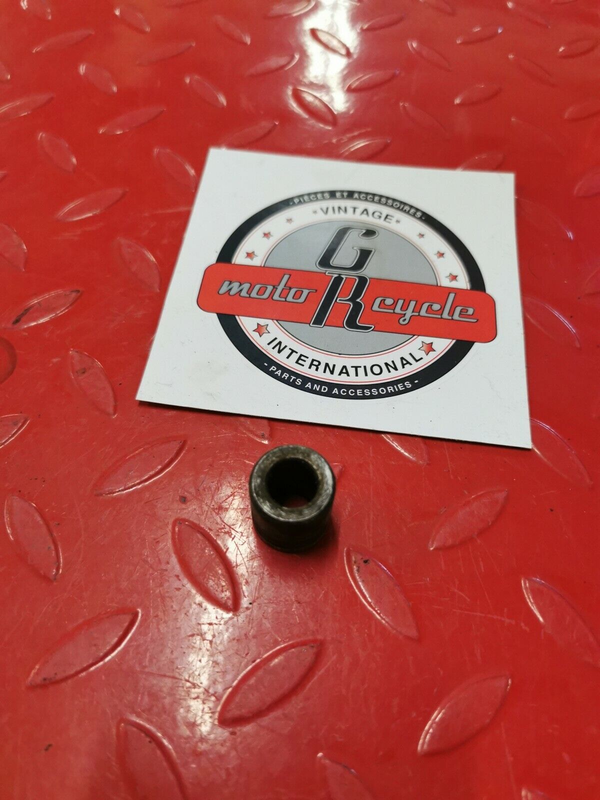 Honda ST90 1973 front wheel bushing collar spacer side 1974 1975