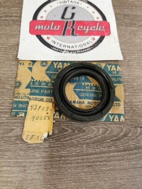 NOS YAMAHA TD3 TZ250 DS7 MX360 TZ350 DT250A R5B OIL SEAL 93103-40058-00 Y150