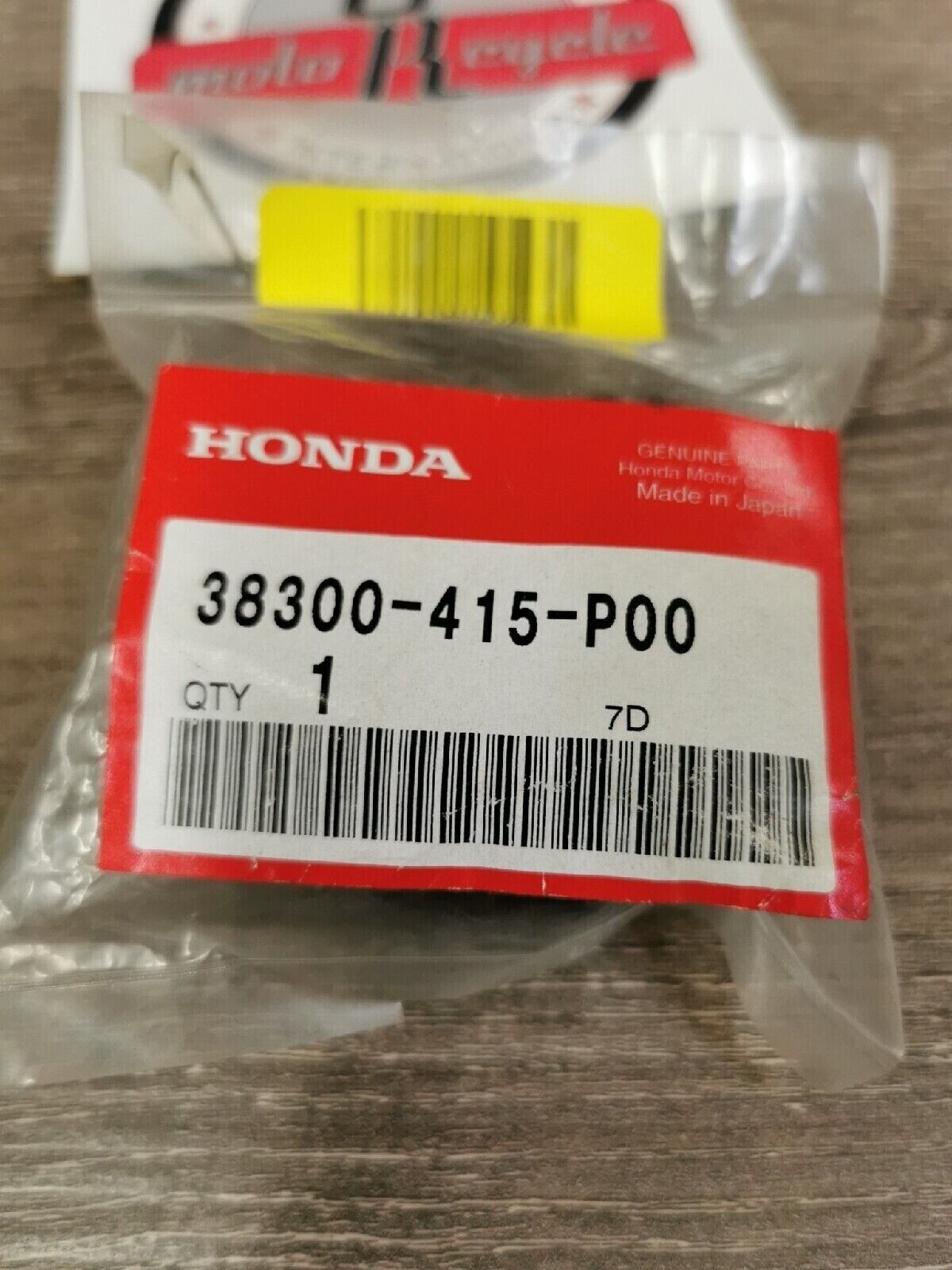 NOS HONDA  RELAY TURN SIGNAL 38300-415-P00 SUB 38300-MG2-008 H45