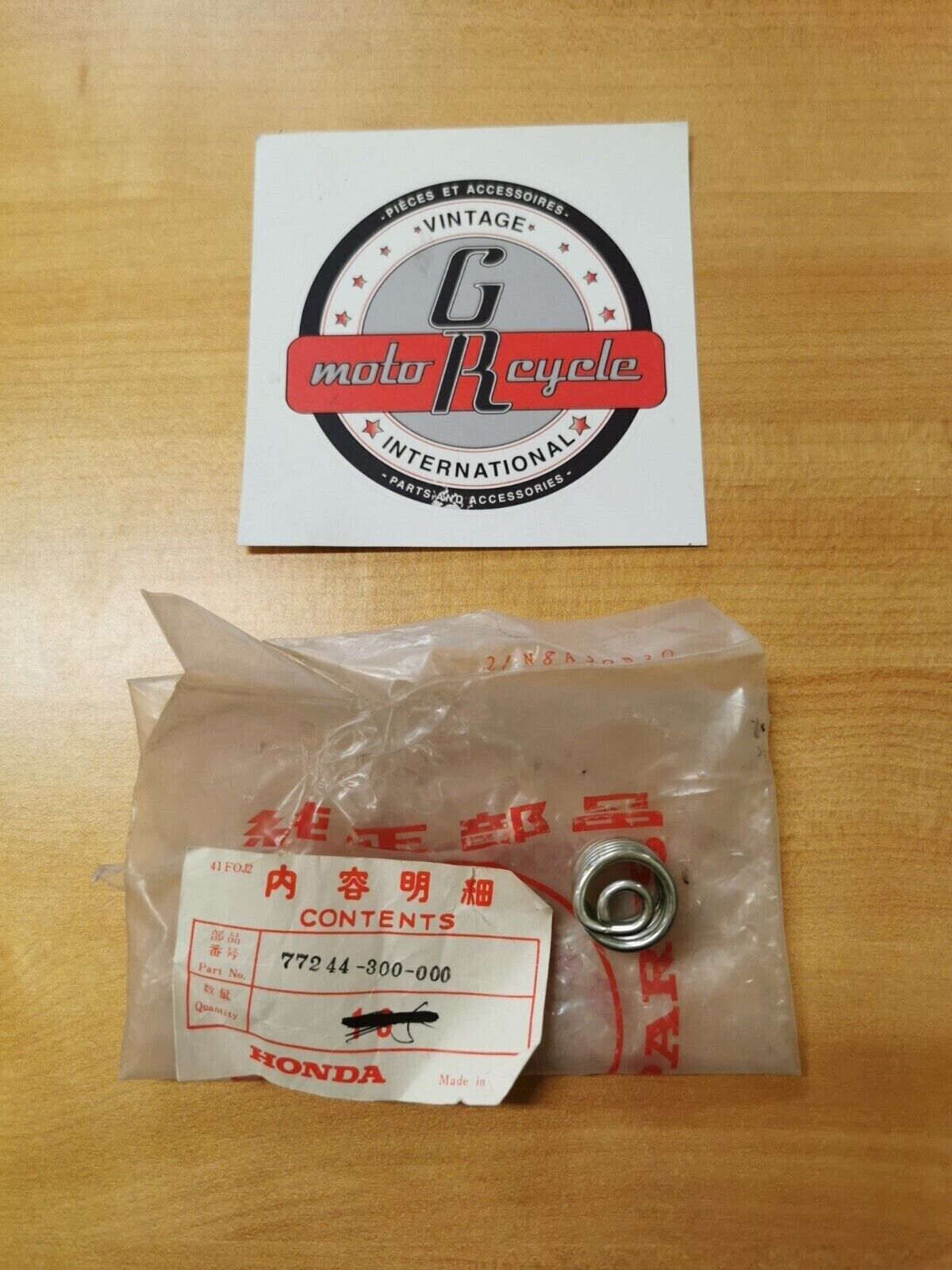 NOS HONDA CB350 CB500 CB750 SPRING SEAT LIFT 77244-300-000 H20