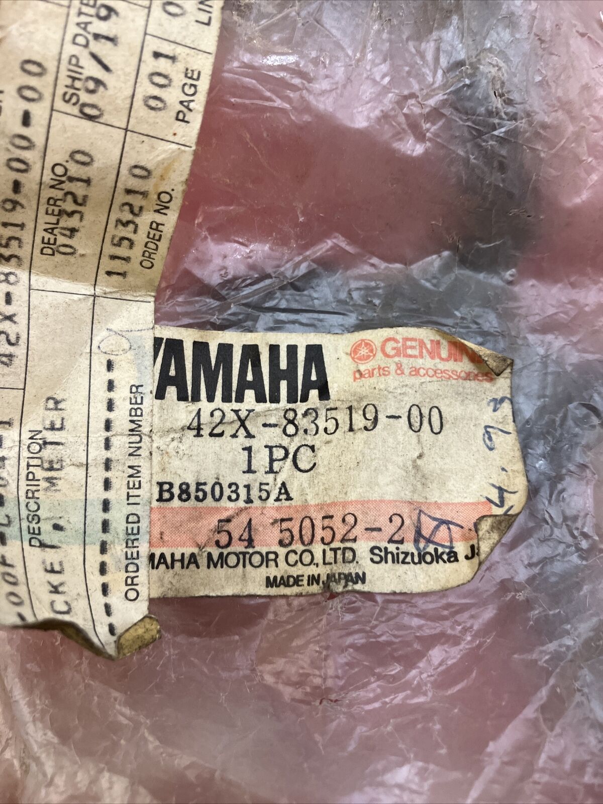 NOS Yamaha XV1100 XV1000 XV700 VIRAGO BRACKET METER 42X-83519-00-00 Y16