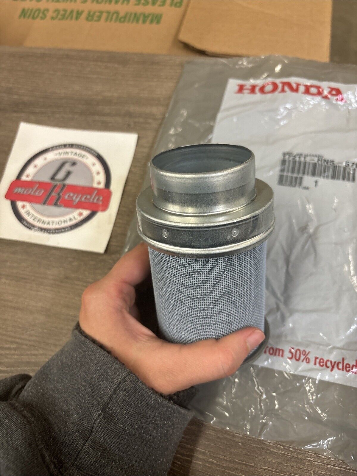 NOS Honda TRX350 FE FM TE TM AIR CLEANER BODY 17211-HN5-670 H136
