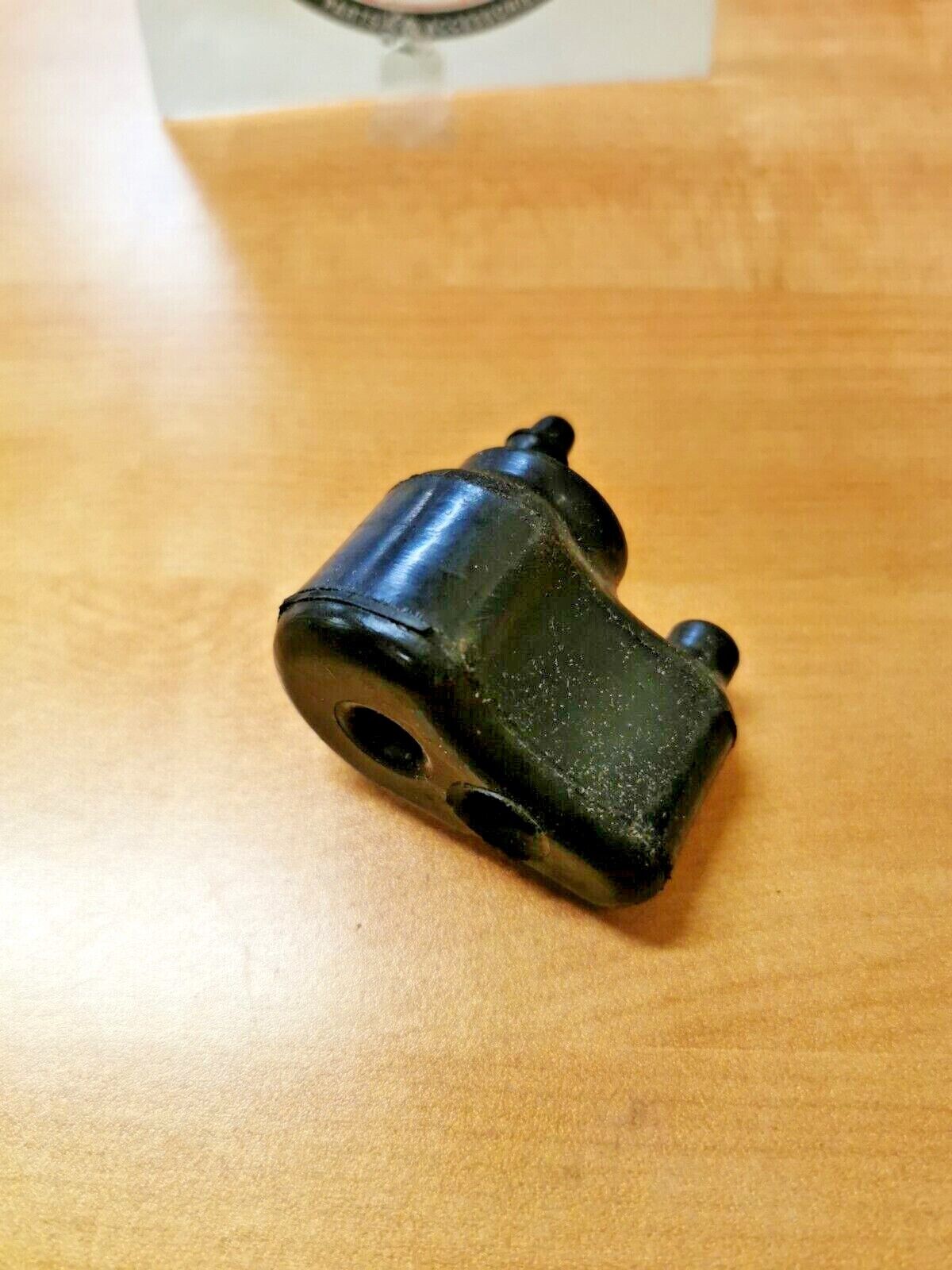 NOS HONDA CB750K0   LEFT  WHEEL DAMPER 41242-300-010 H19
