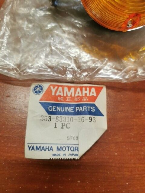 NOS Yamaha FS1 FRONT LEFT FLASHER LAMP TURN SIGNAL 353-83310-36-93 Y128