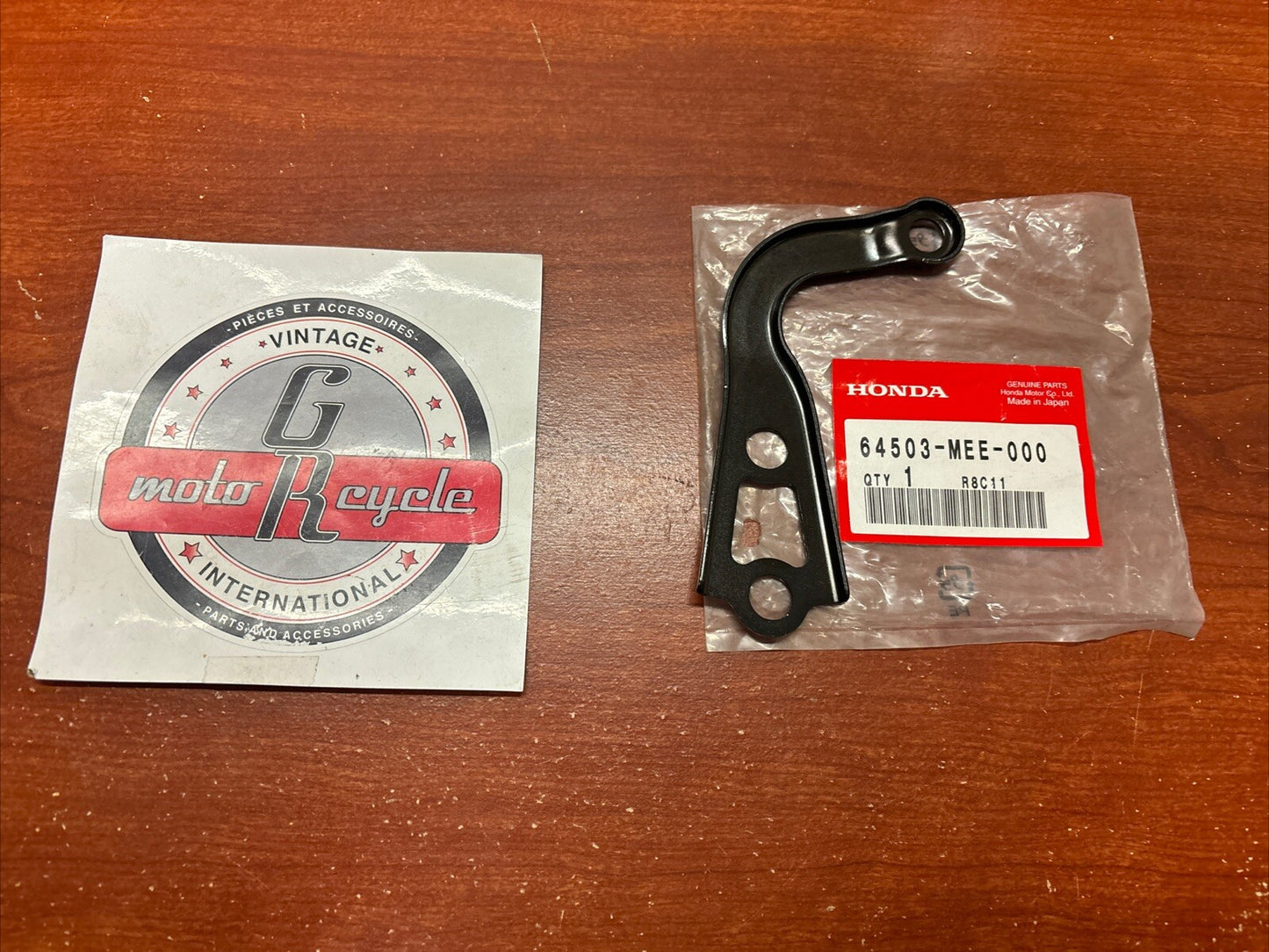 NEW NOS Honda 2003 - 2006 CBR600RR LEFT COWL UPPER STAY B 64503-MEE-000 H171