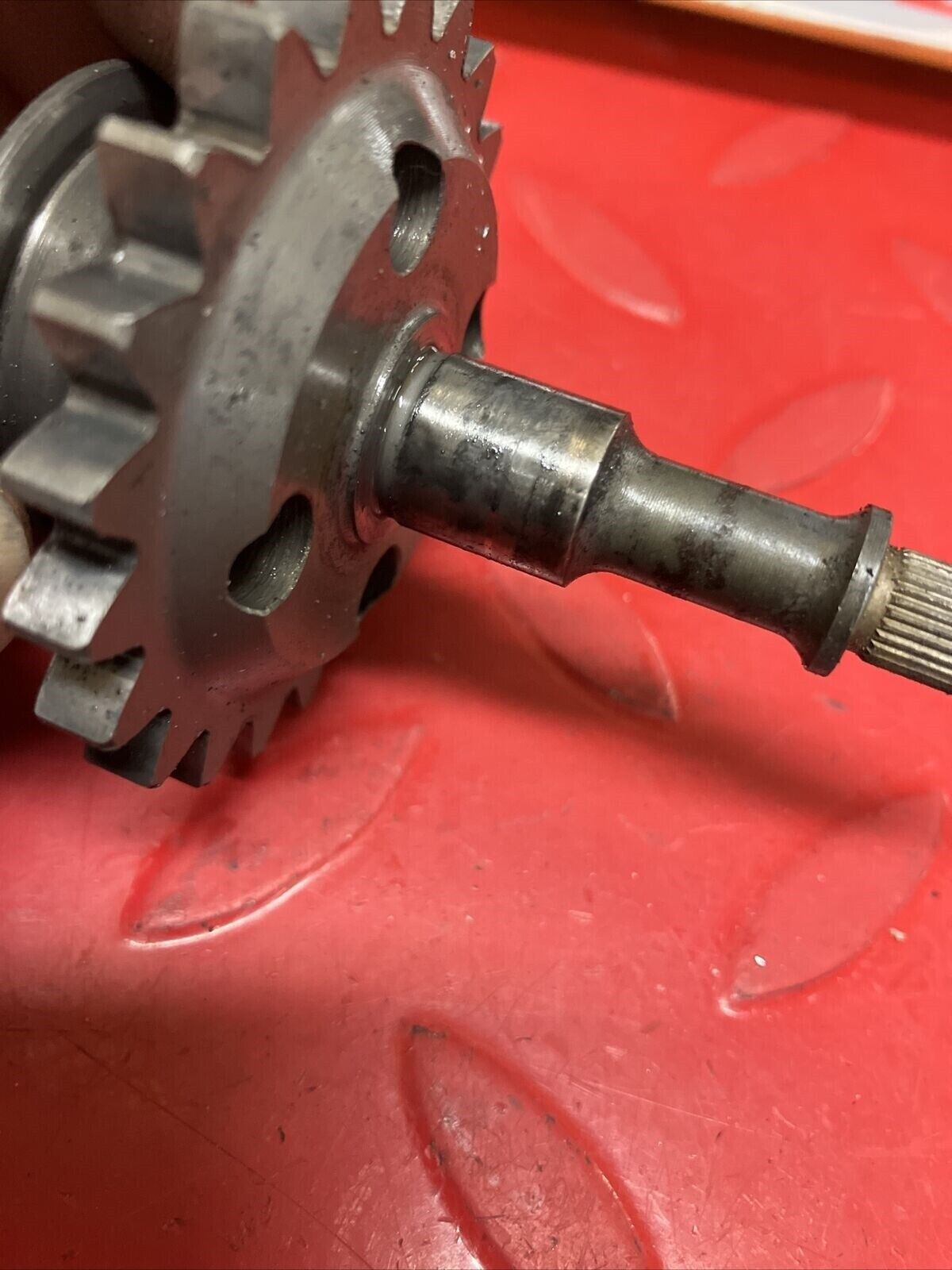 Honda CR250R 1984 waterpump water pump shaft gear 3
