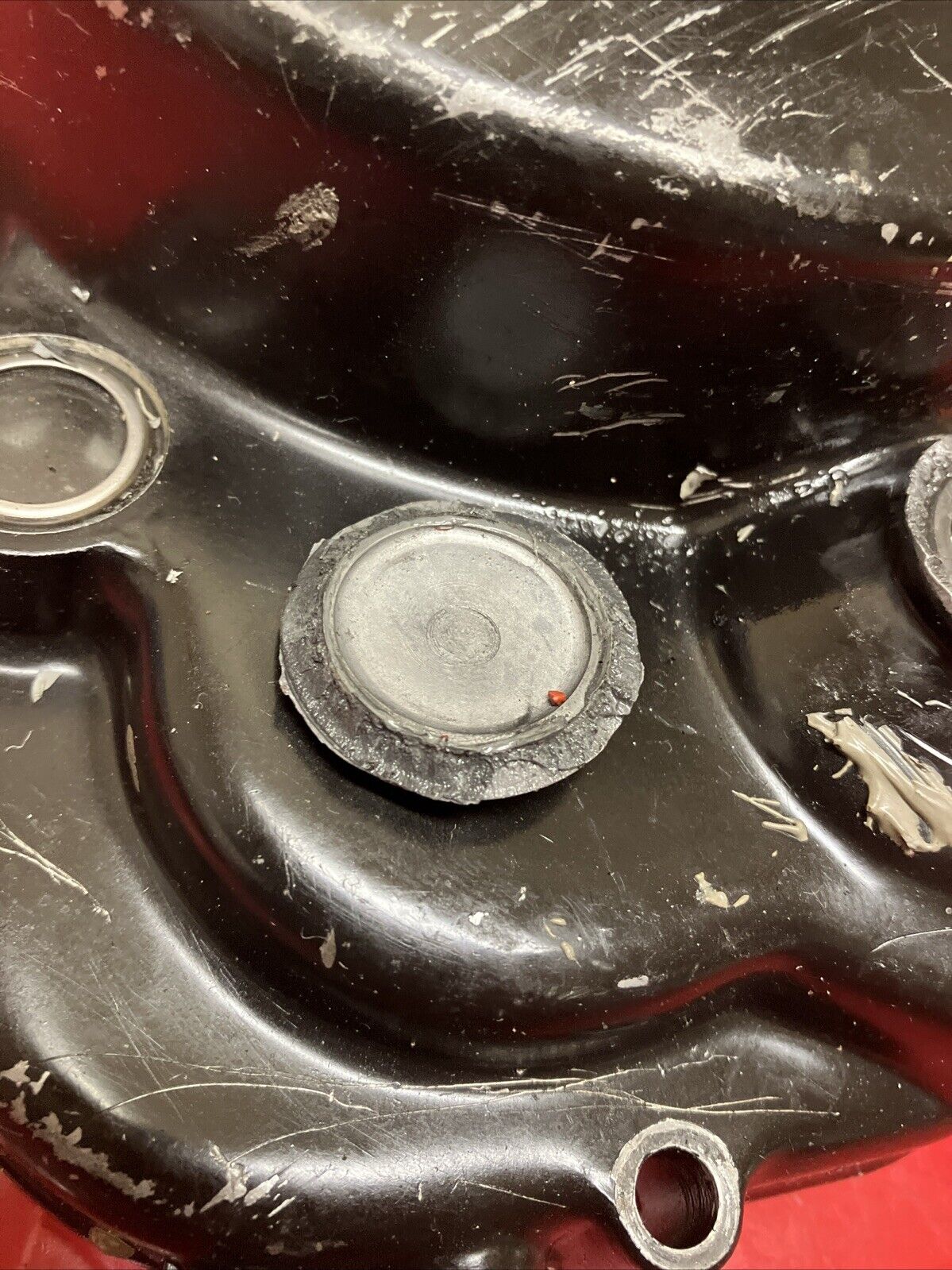 Kawasaki KDX200 1986 Right crankcase clutch cover 1987 NEED REPAIR