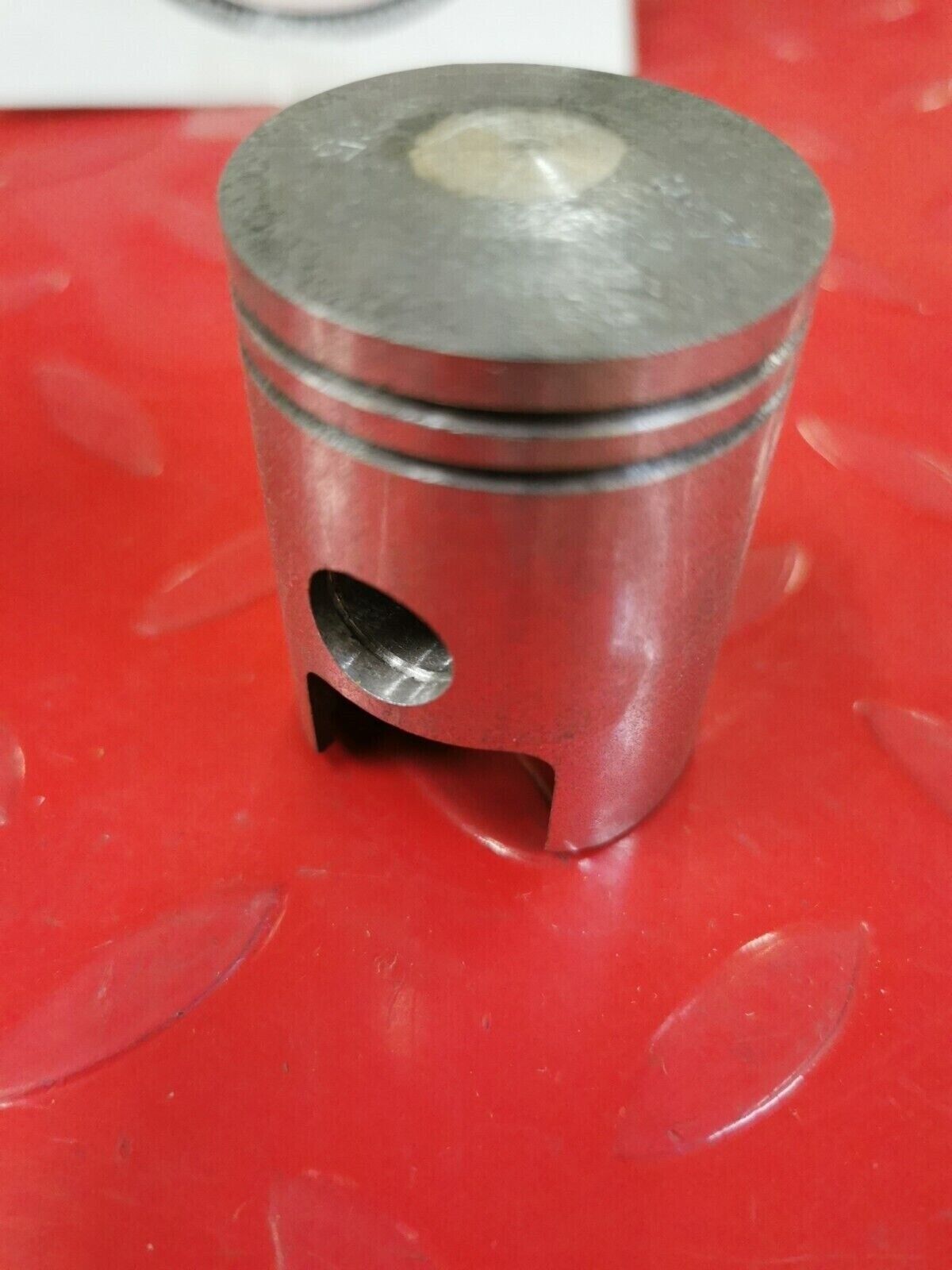 NOS YAMAHA YL1 YL1E   1966 1967  PISTON 0.25   134-11635-00 Y50