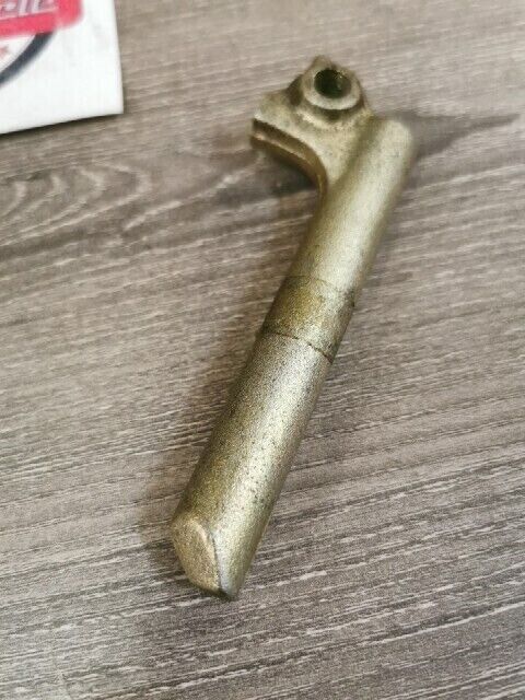 NOS YAMAHA DS7 R5 R5B RD250 RD350 1973 - 1975 FOOT REST 278-27451-00-00 Y191