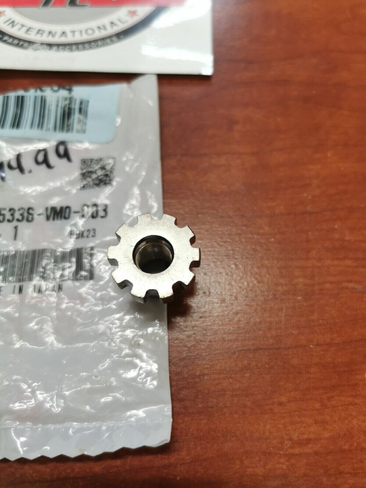 NOS Honda TRX350 TRX400 TRX300 ADJUSTER NUT RIGHT 45316-VM0-003 H34