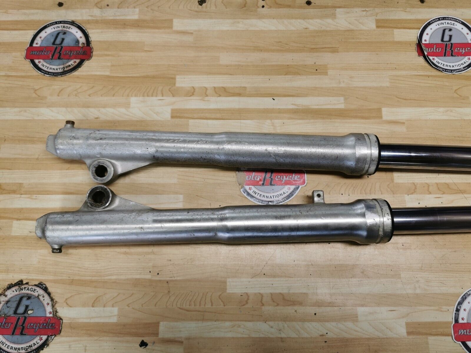 Honda XL200R 1984 front fork shock absorber XL 200R 1983 51400-KG1-003