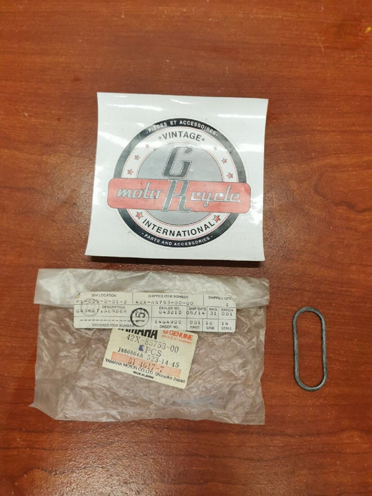 NEW NOS Yamaha SENDER UNIT GASKET 42X-85753-00-00 Y71