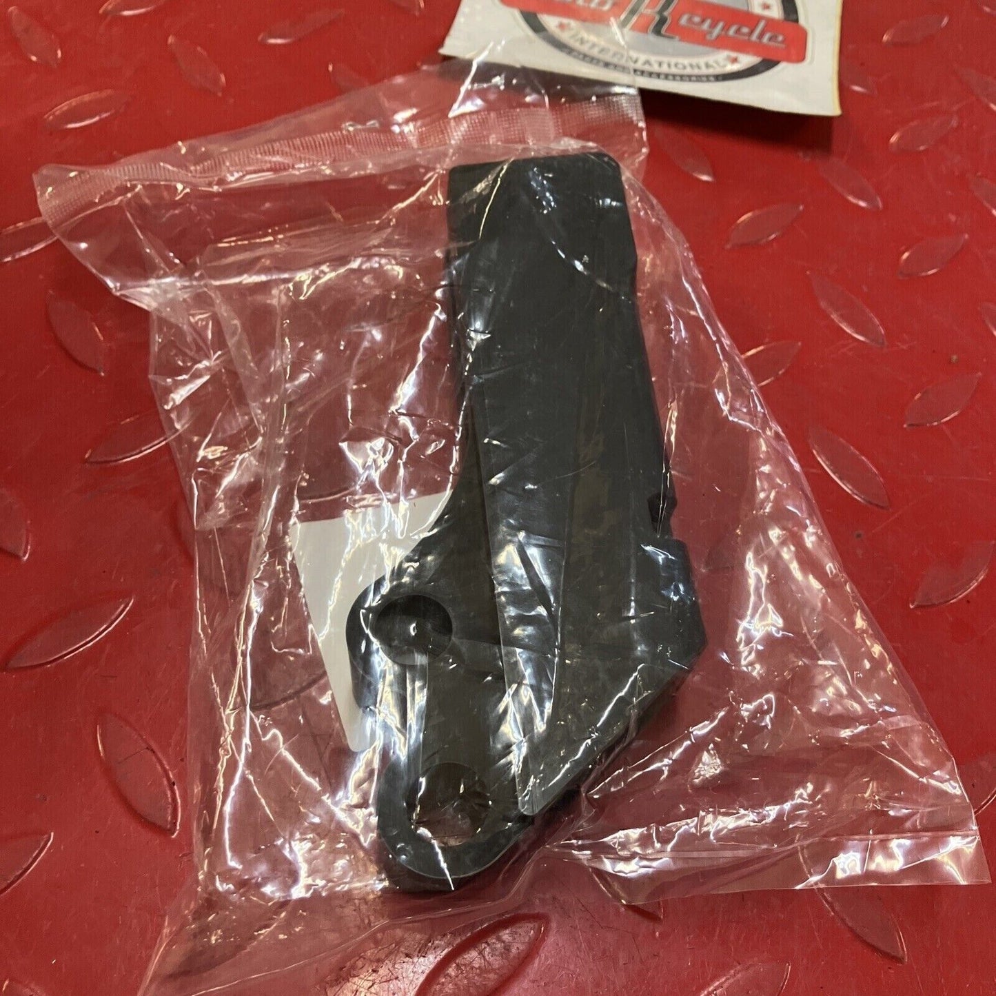 NEW Honda CR125R CR250R CR500R 1990 - 2001 CHAIN GUIDE SLIDER 52146-ML3-911 H99