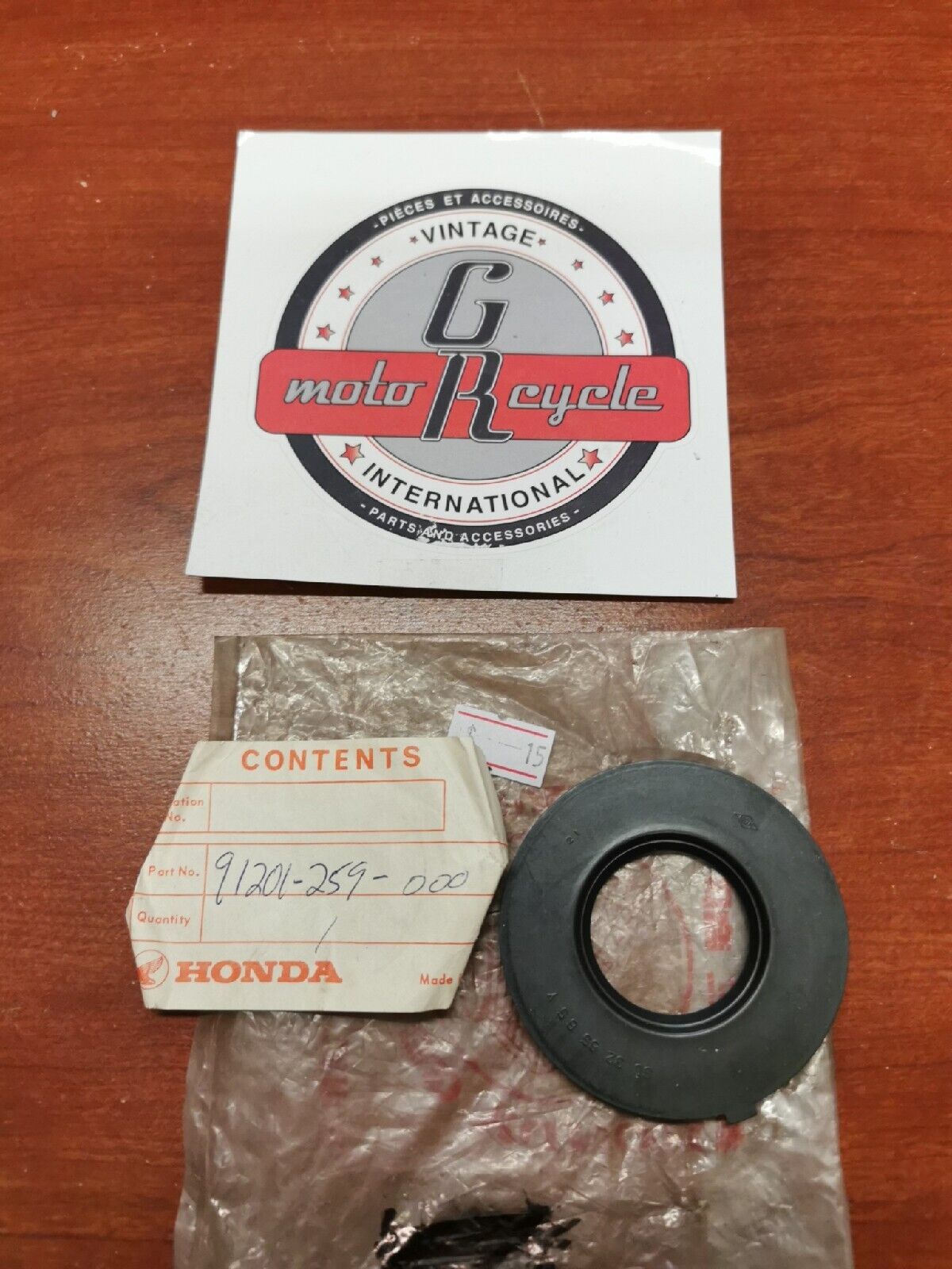 NOS Honda CA72 CB77 CA77 CB72 OIL SEAL (326575) 91201-259-000 H34