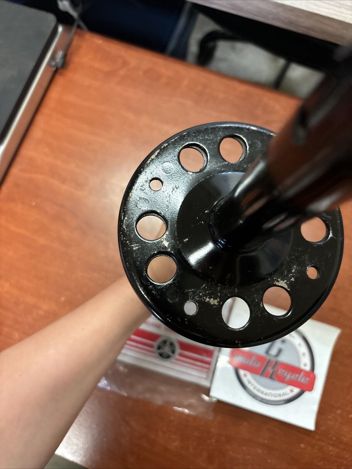 NOS Yamaha EL433 GP246 GP292 GP338 GP433 GS300 FRONT AXLE 821-47510-00-00 Y183