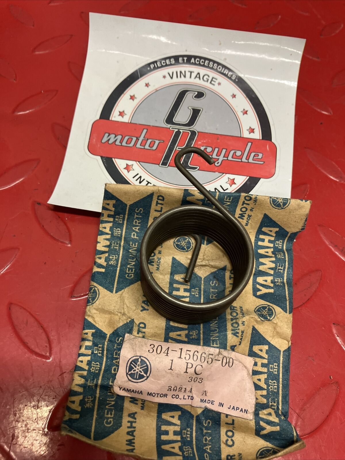 NOS YAMAHA FS1 SPRING TORSION 304-15665-00-00 SUB 90508-26136-00 Y62