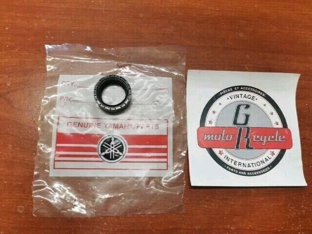 NOS Yamaha DT80 FS1 FS50 OIL SEAL 109-23145-01 SUB 109-23145-00-00 290-2314 Y142