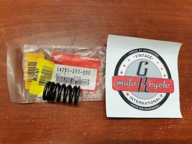 NOS Honda ATC200 XL125 XL185S XR200R VALVE OUTER SPRING 14751-383-005 H107