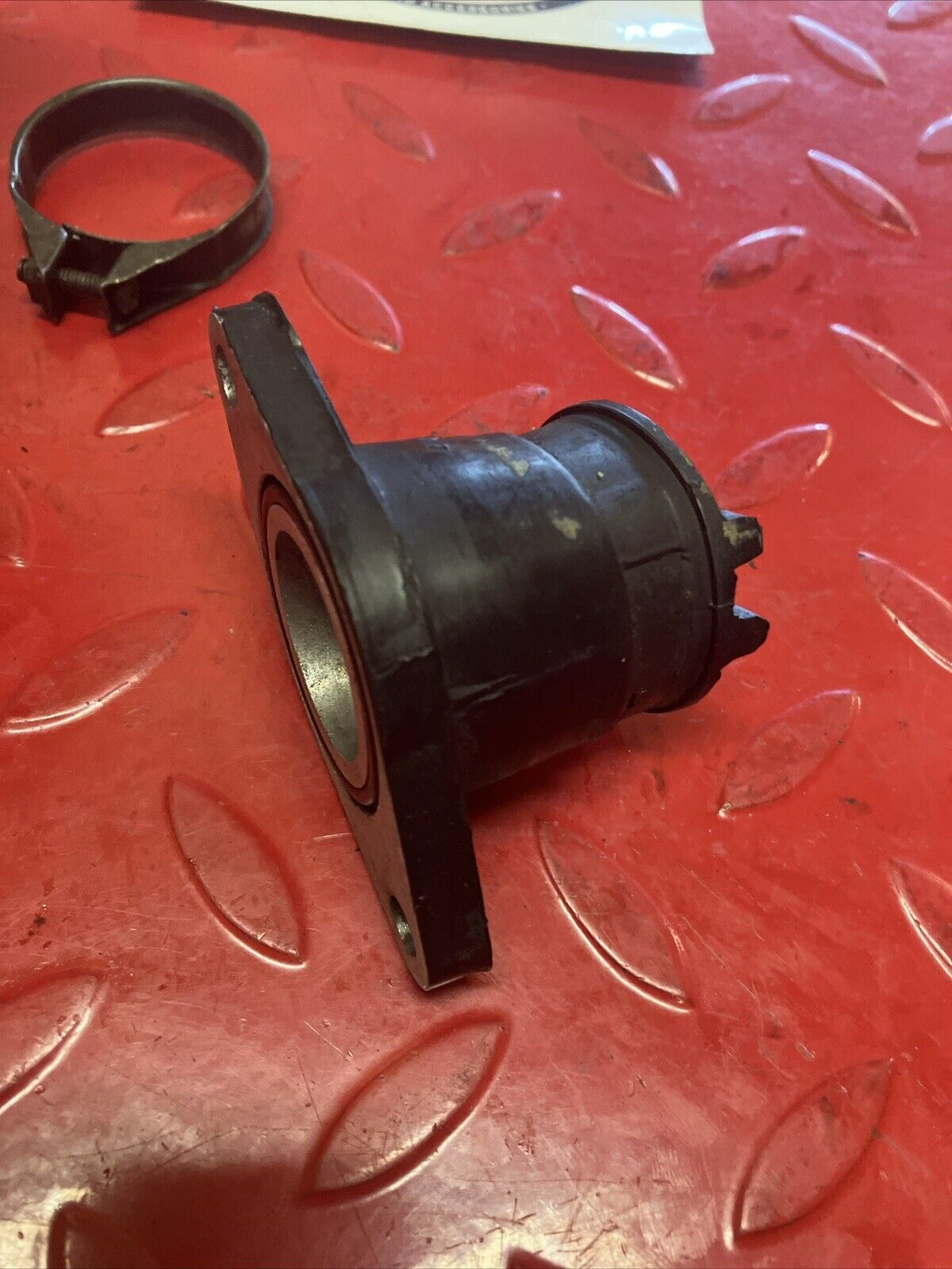 Honda MT125 1975 intake manifold carburetor boot insulator 1974 1976