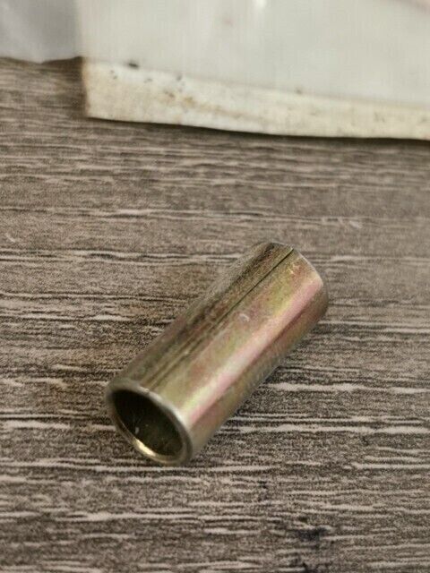 NOS HONDA ATC250ES BIG RED 1986 1987 COLLAR TURN SIGNAL 33646-GB2-721 H105