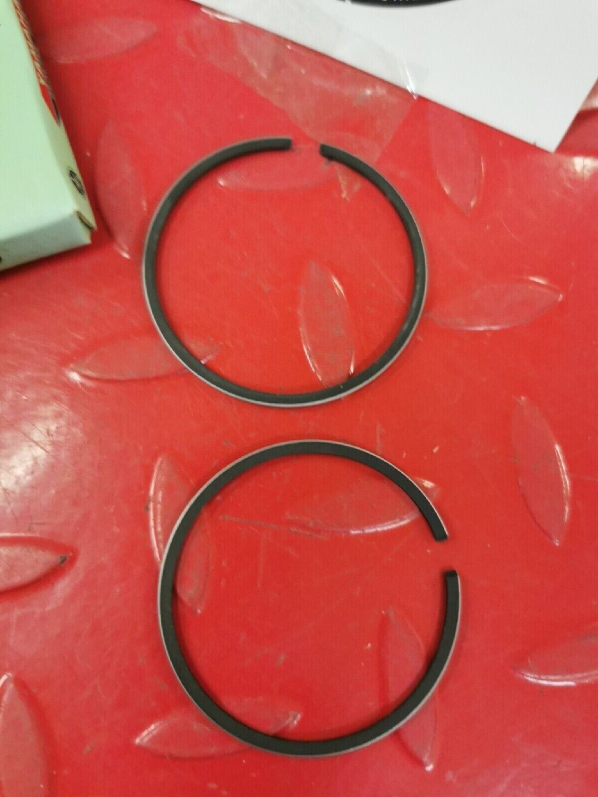 NOS YAMAHA L5T YL2 RS100 1967 - 1976  PISTON RING SET 0.50  335-11601-20-00 Y51