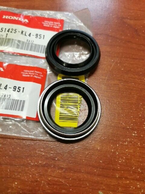 NOS Honda CRF150F CRM50R CRM75R XL125R XL250R DUST SEAL KIT 51425-KL4-951 H152