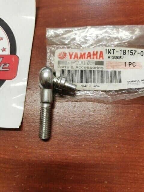 NOS Yamaha YFM400 YFM450 YFM660 SHIFT SHAFT JOINT 1KT-18157-00-00 Y103