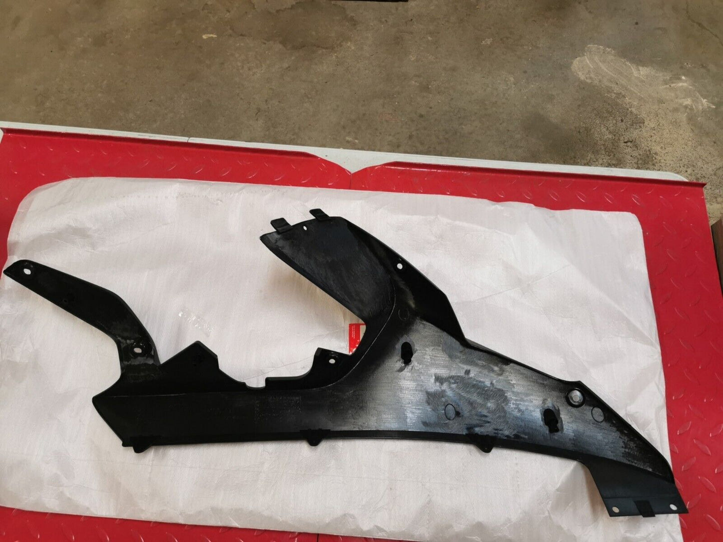NOS Honda 2003 ST1300 ST1300A COWLING LEFT LOWER 64460-MCS-G01 HB2