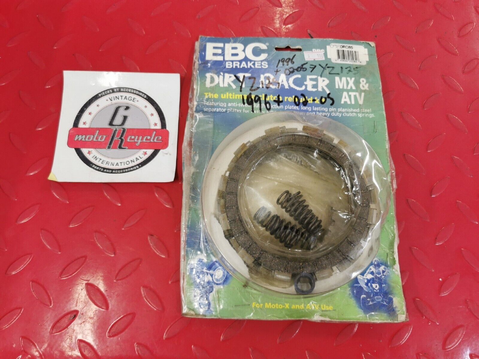 NOS EBC YAMAHA YZ125 1996 2002 -  2005  BRAKES DIRT RACER CLUTCH KIT  DRC85  J12