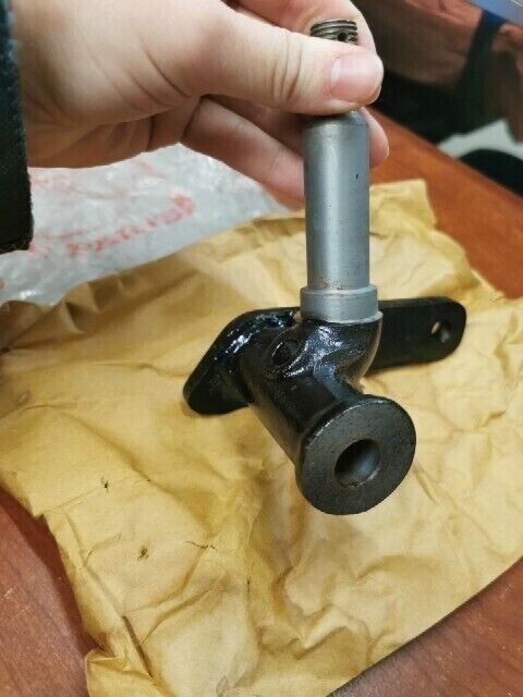 NOS Honda 1977 - 1980 FL250 FRONT WHEEL RIGHT KNUCKLE 51210-950-010 H78