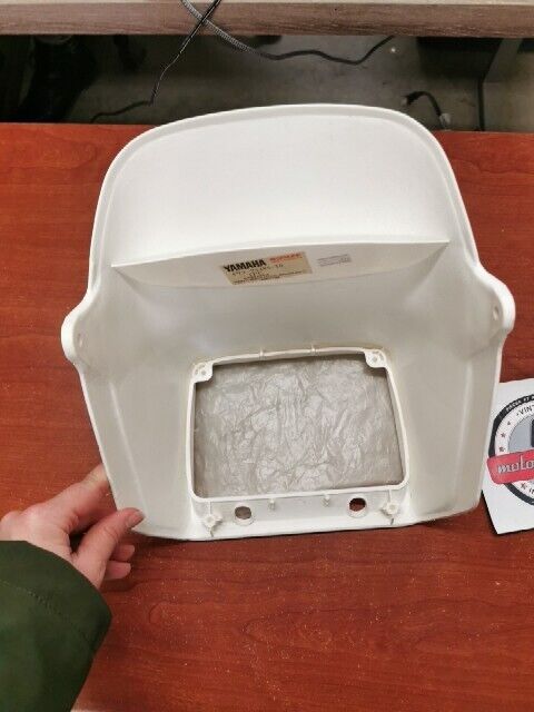 NOS Yamaha YZ125 NUMBER PLATE 4V2-23485-10-00 Y110