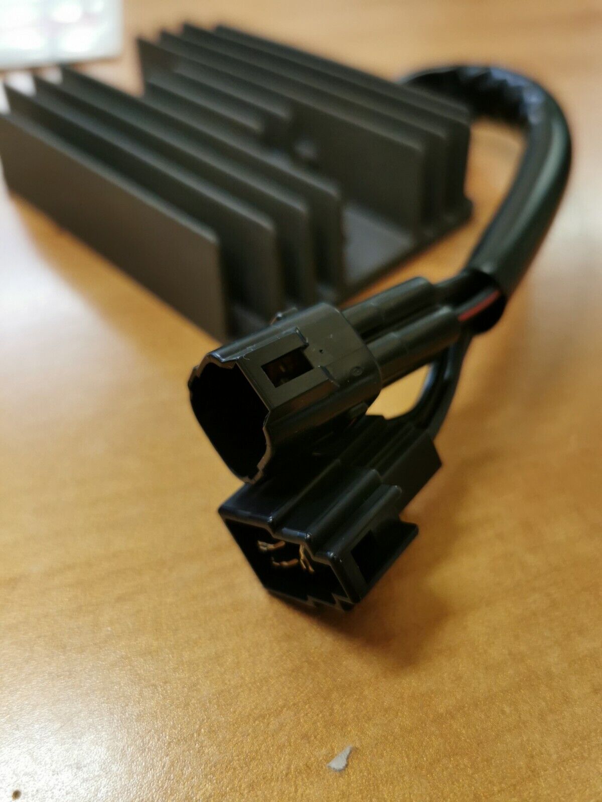 NOS SUZUKI  GSXR600 GSXR750 SV650  2008 - 2012   RECTIFIER  32800-47H00-RX0 S9