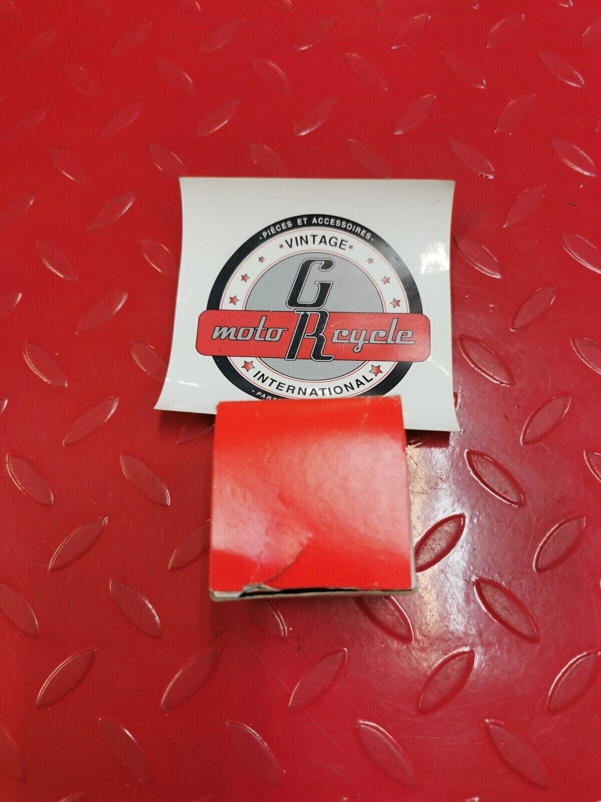 NOS Yamaha TTR125 TTR230 STARTER RELAY 5HH-81940-02-00 Y24