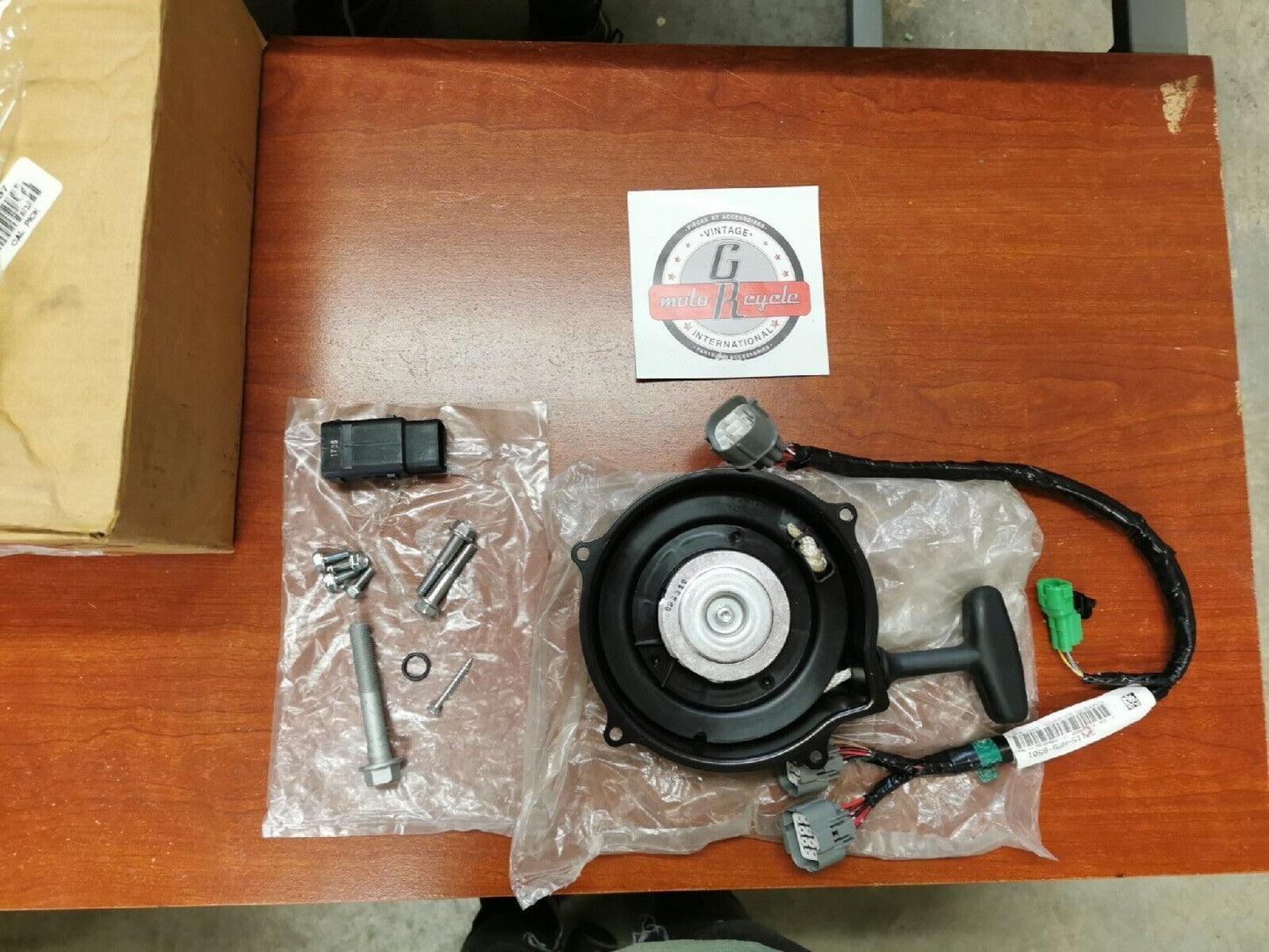 NOS Honda TRX420 RECOIL STARTER KIT INCOMPLETE 08U78-HP7-300 H7