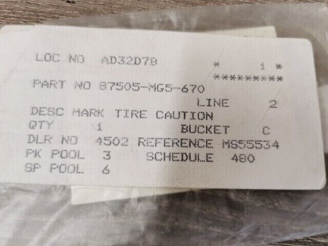 NOS HONDA CB1100F 1983 LABEL TIRE CAUTION 87505-MG5-670 H100