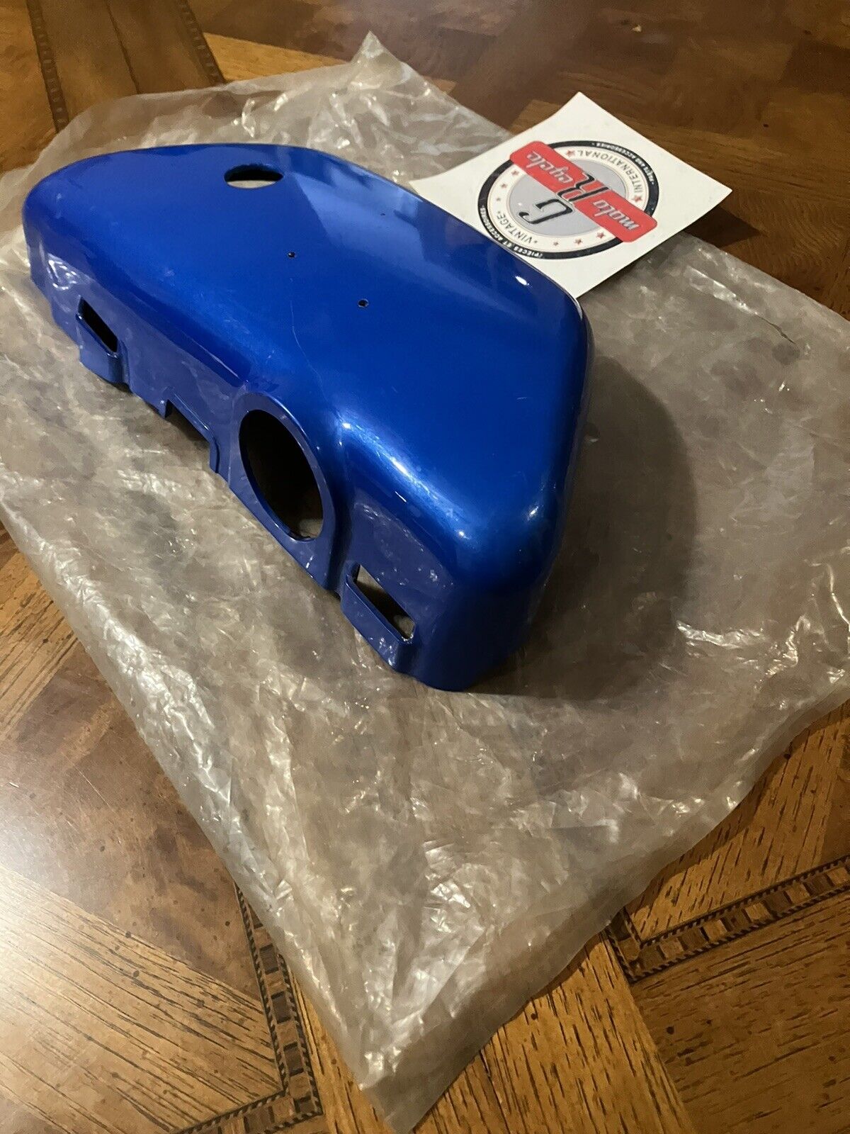 NOS Kawasaki S1 S2 1973 RIGHT SIDE COVER PANEL OIL TANK COVER 36007-031-93 K35 1