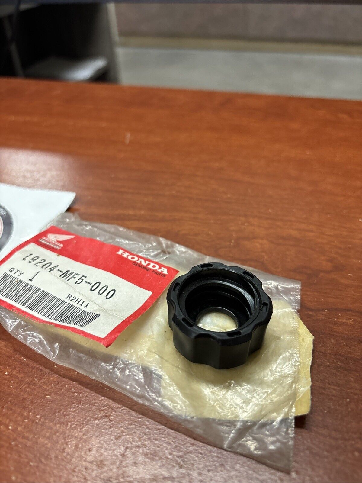 NOS Honda VT500C VT500FT RESERVE TANK CAP 19204-MF5-000 H170