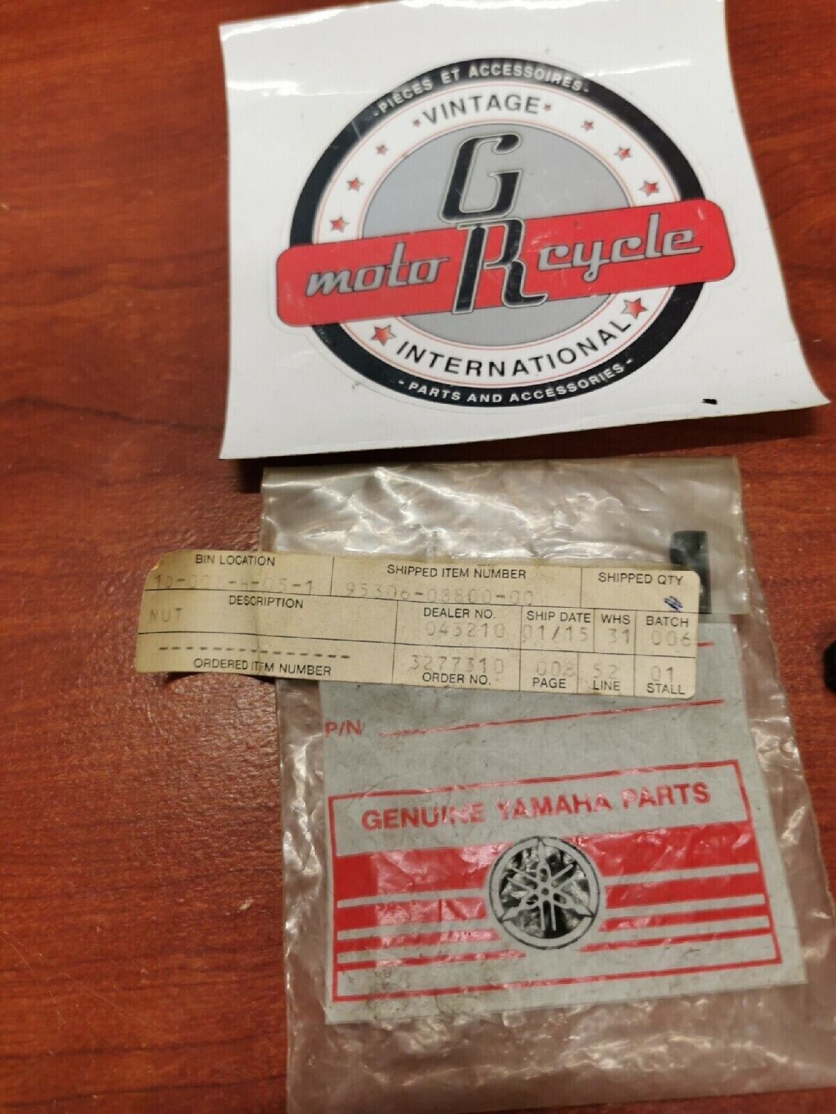NOS Yamaha CA50 RZ350 XJ550 XJ650 CAP NUT 95306-08800-00 SUB. 95307-08800-00 Y72