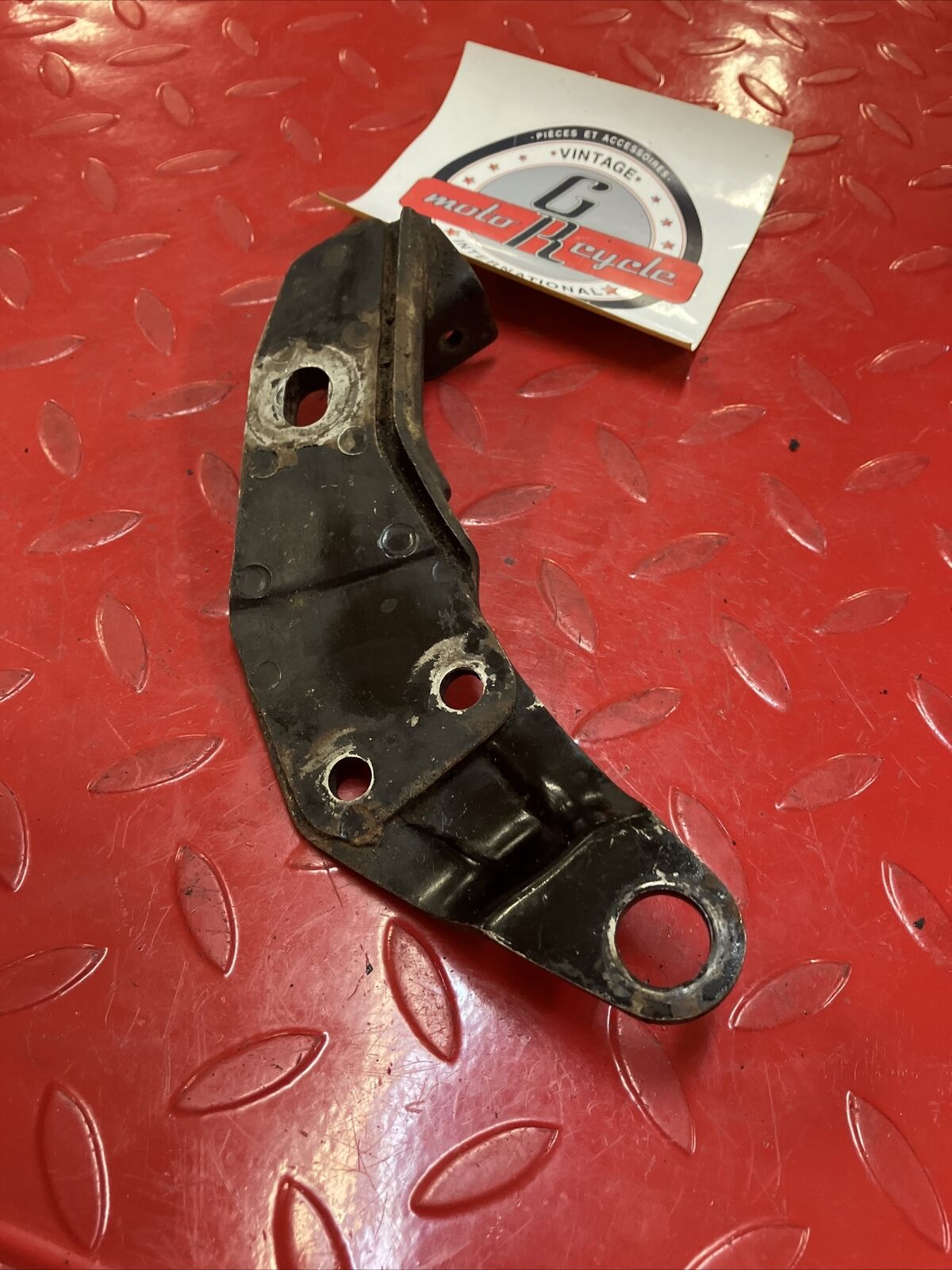 Yamaha RD400 1977 Left side muffler stay footpeg bracket holder 1976 1978