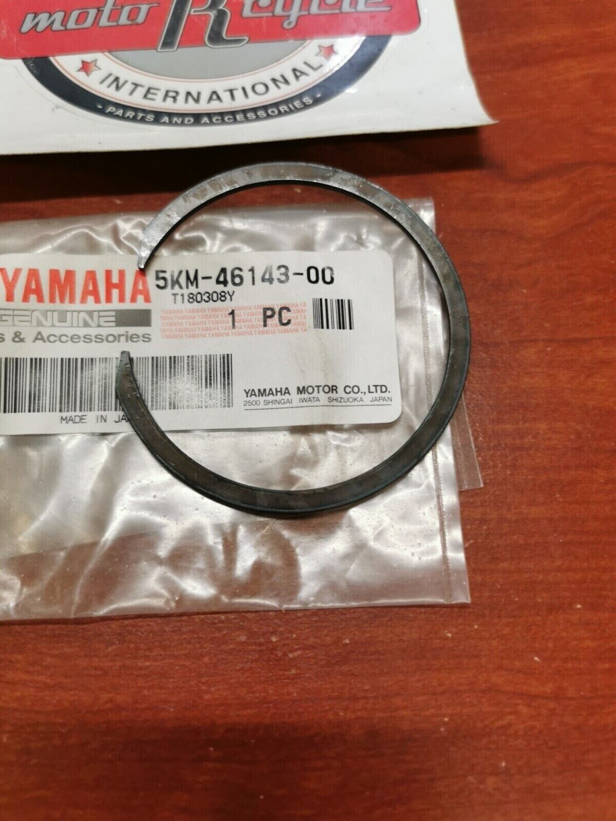 NOS Yamaha YFM66 YFM660 YXR660 YFM45 YXR45 HOLE SNAP RING 5KM-46143-00-00 Y83