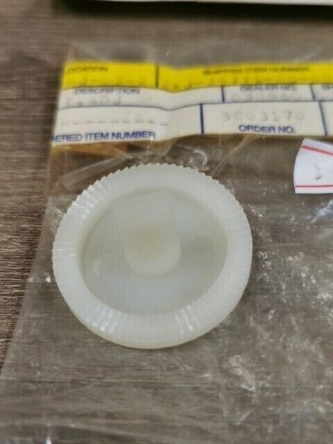 NOS YAMAHA YFS200A YFS200E 1990 - 1995 RATCHET ADJUSTING 2XJ-25771-00-00 Y104