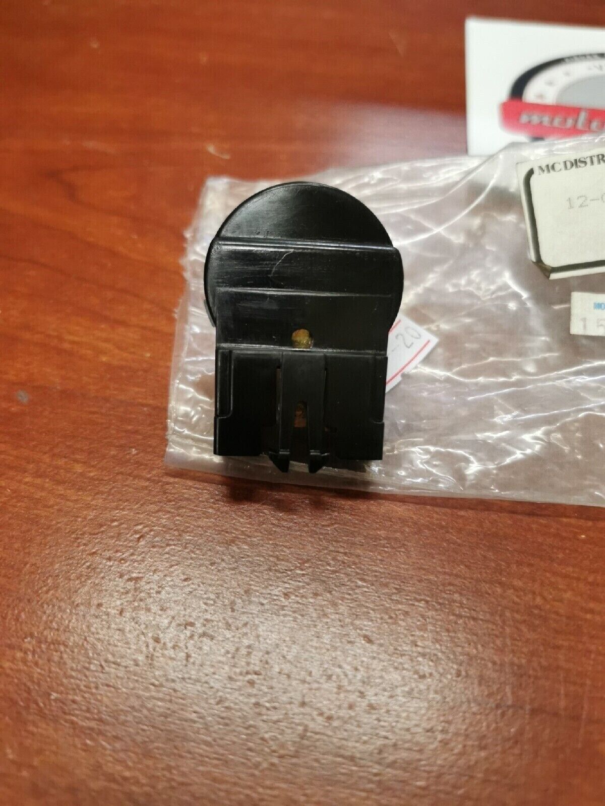 NOS Honda CX500 IGNITION CONTACT BASE 35101-415-007 H36
