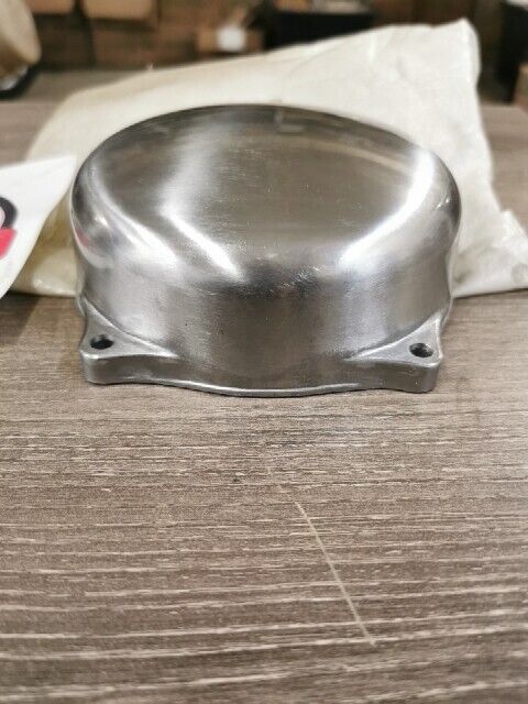 NOS YAMAHA DT100A 1974 DT175B 1975 DT100C COVER CRANKCASE L 437-15411-01-00 Y160