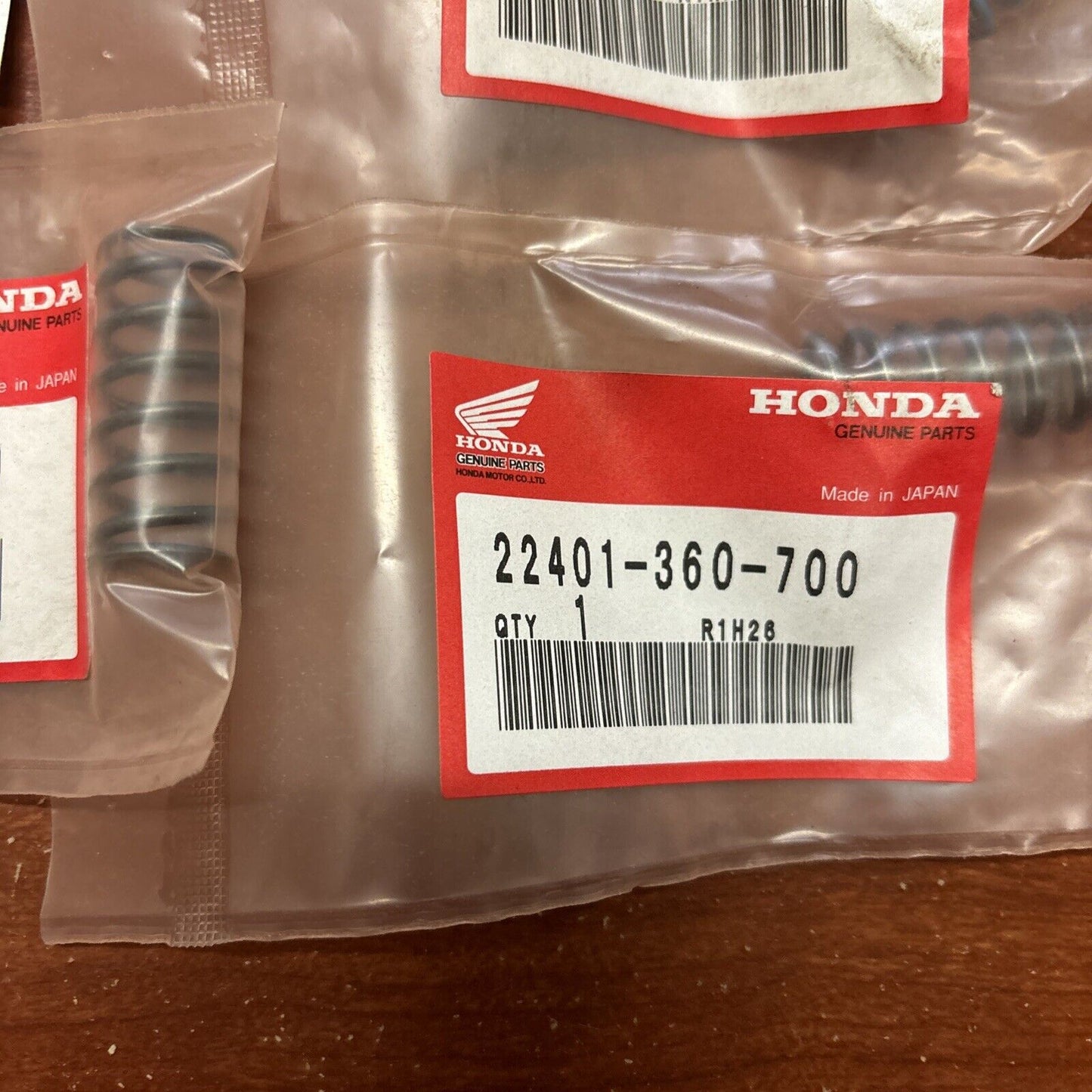 NOS Honda CR125M MR175 CLUTCH SPRING QTY.6 22401-360-700 H165