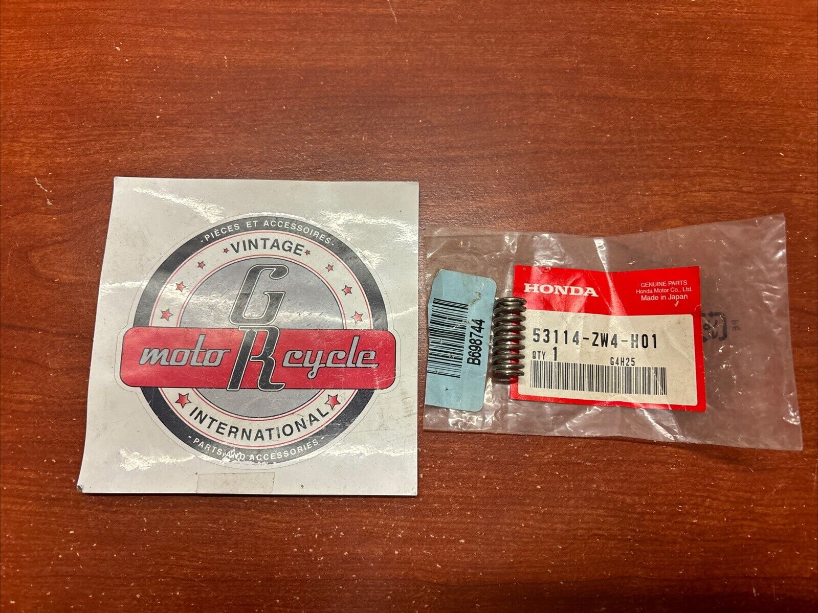 NOS Honda BF25 BF30 BF40 BF50 BF75 BF90 BF100 COIL SPRING 53114-ZW4-H01 H185