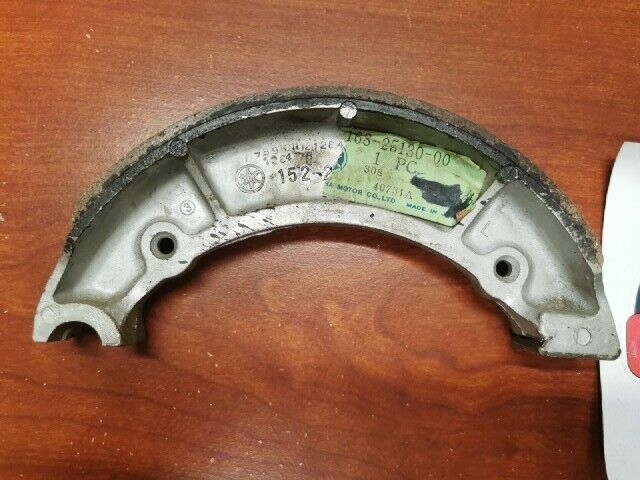 NOS Yamaha RD250 BRAKE SHOE 168-25130-00-00 SUB 152-25130-00-00 152-25131-0 Y140