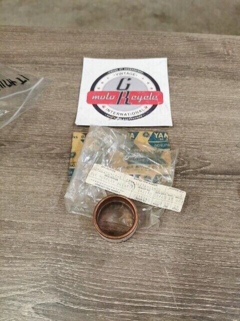 NOS YAMAHA VIRAGO XV750OU XV1100B XV750F GASKET MUFFLER 1T1-14714-01-00 Y156