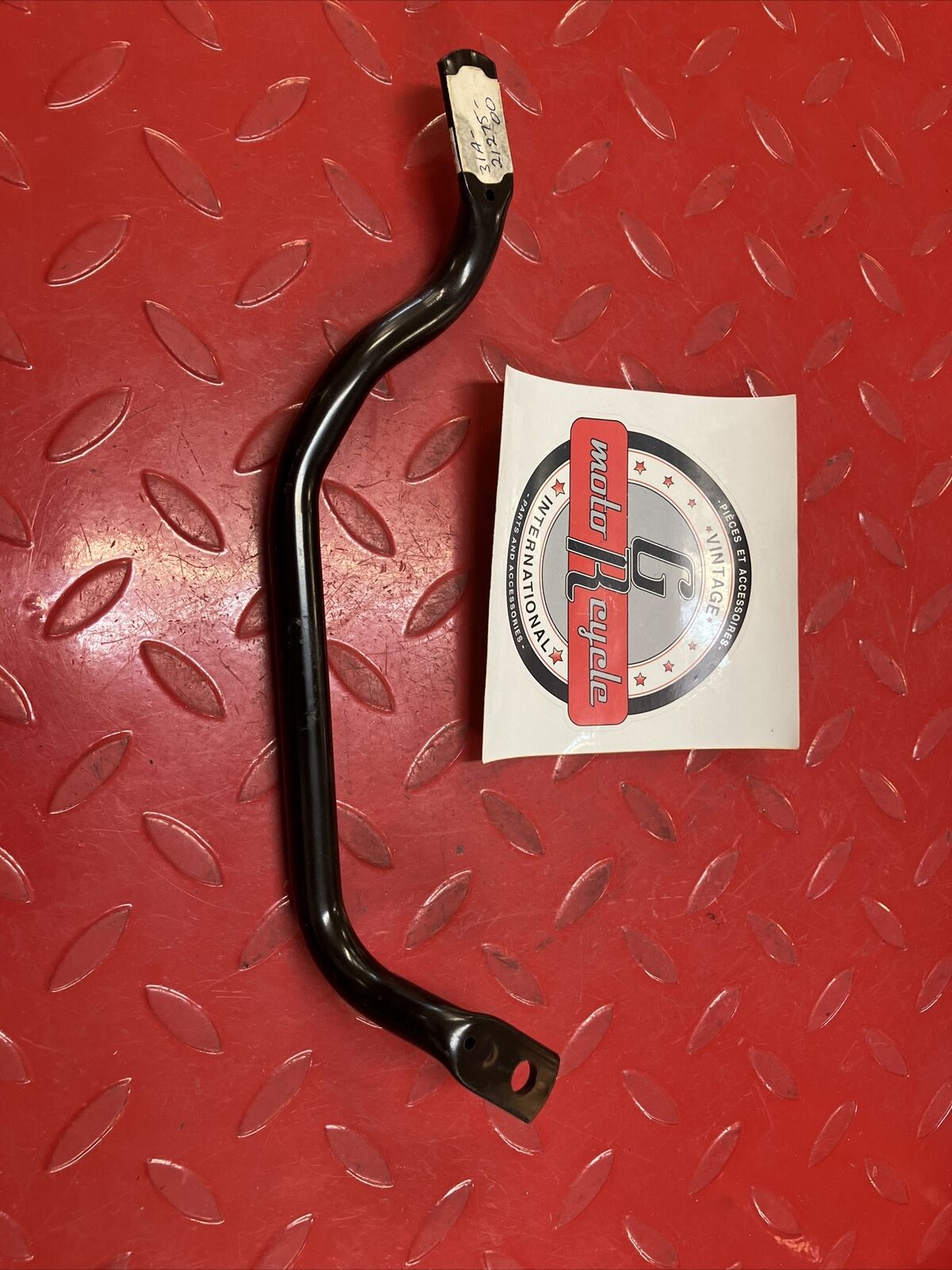 NOS Yamaha SECA XJ900 1983 STAY REAR 31A-21275-00-00 Y26