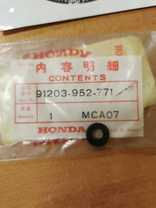 NOS Honda GX390K1 GX240K1 FT500 OIL SEAL (8X14X5) 91203-952-771 H26